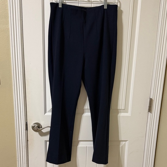 Banana Republic Pants - Banana Republic Dark Blue bootcut cropped Women's Trousers